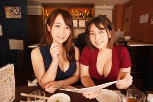 【VR】1人で居酒屋に行ったら2人のムッチムチ巨乳デカ尻人妻に逆ナンパされまさかの相席居酒屋に 宅飲みゲームで巨乳とデカ尻が縦揺れ横揺れし大興奮。エロい雰囲気になって肉感サンドイッチフォーメーションで痴女られたボク ｜clvr00078