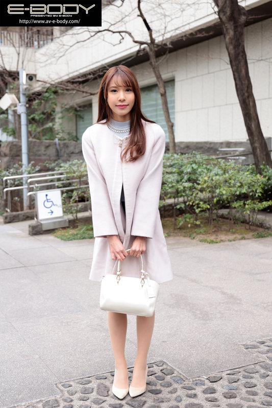 女子アナみたいな美人若妻 旦那には言えないM性癖を満たすため決意のAVデビュー 七瀬広海 |eyan00182