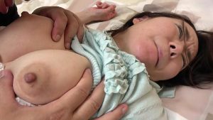熟妻ドラマ 熟れたママ母の恥部とお尻の穴を舐めまくる息子 夫の兄を誘惑し肉棒をなぶり尽くす色欲女 ｜149rd01286