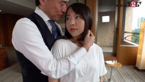 君の笑顔に見送られたら、僕は毎日頑張れそうな気がする。 杉田美和 38歳 AV DEBUT |1sdnm00218