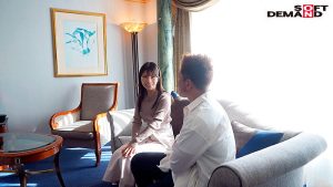 なんと恋愛経験ほぼなし！引っ込み思案な美人保育士さん 伊吹玲奈 28歳 AV DEBUT ｜1sdnm00376