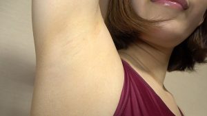 彩奈リナ×卯水咲流 姉御の個撮 神レズ競泳水着 女が自らカメラを持ち可愛い女子の水着姿をじっとり撮影！親父の個撮ゆずりのハミ毛、ジョリワキ等のフェチ接写はもちろん女に撮られる恥辱放尿やローション密着やレズSEXを完全着衣で楽しむレズハメ撮りAV ｜1ang00011