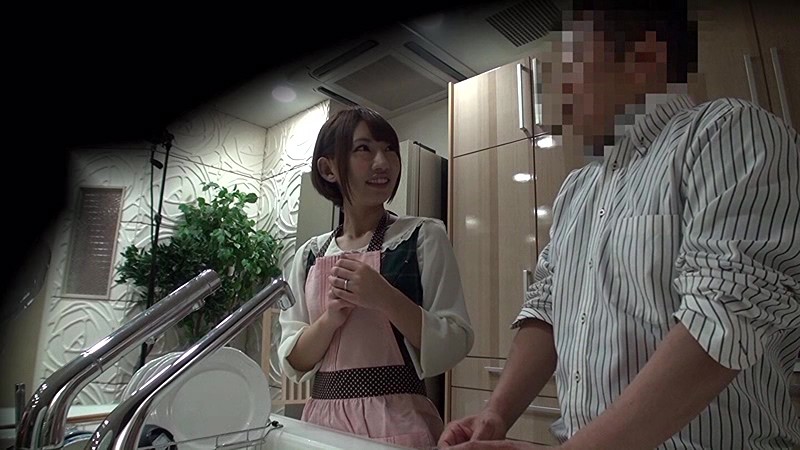 「凄い気持ちいいんだもん…キス…」おじさん食堂 キスだけでパンティがビショビショになっちゃう位に感じやすい奥さんの手料理とセックスが二つの意味でオイシイ。 乙葉ななせ ｜57mcsr00157