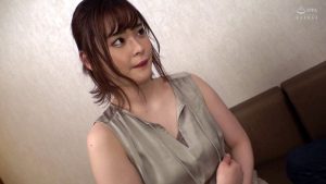【緊急取材】謝礼金と引き換えに不倫中出しSEX！物欲性欲が止められないシロウト人妻達 ｜h_1711docp00317