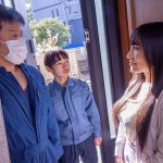 内装業の見習い君に揉ませてあげた優しい優しい昼下がりの巨乳主婦 岩沢香代 ｜jjda00017