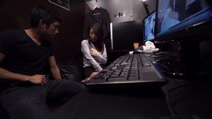 終電を逃した人妻OL達が、初めてのマンガ喫茶でやらかした醜態っ！！ ｜125ud00714r