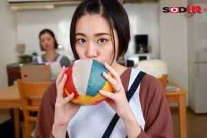 【VR】W介護VR 癒しのベテラン介護士と幸せ介護に恥じらう新人介護士 ｜13dsvr00900