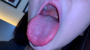 香椎佳穂の濃厚淫美な舌磨き ｜h_1651ya01201