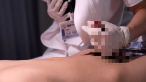 夜勤主任看護師、個室逆ナンパ 尿瓶で尿処理はOKのサイン！ ｜h_1724a074b00002