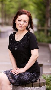 熟年世代の奪い愛 見え隠れするオヤジの下心 誘惑と葛藤に揺れる美しき人妻たち 秘密と不貞の物語 8話4時間 ｜h_460mbm00970