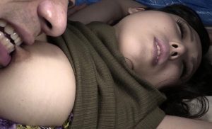 ［閲覧注意］輪●レ●プ映像 ノーカット無編集・婦女強●犯罪記録 クロロホルムとスタンガンで昏●、媚薬で絶頂無限イキ マ○コがブッ壊れても無数のチ○コにマワされ中出しされ続け孕ませ地獄へ墜ちていく女体！ 横山夏希 ｜embz00243