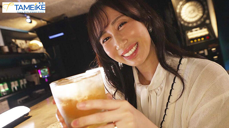 「中に出して、今夜だけー。」 小宮かおる初めての中出し、素でイキまくる不倫デート。 ｜mfyd00109