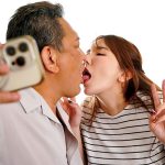 塩対応の人妻 いつも冷たくそっけない近所の人妻…旦那の留守中にカリ太巨根で突いてあげたらアソコも濡れだし神対応に… 波多野結衣 ｜ngod00324