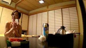 五十路熟女の不倫旅行 男四十、女は五十。水平線の向こうに見えるは不倫と言う名の蜃気楼。 水橋和香子 ｜17hfd00018