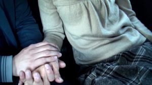 旦那とはご無沙汰で欲求不満が溜まる田舎の五十路熟女さん。後腐れないエッチを求めてAV撮影に応募！快楽に没頭する中出し性交！ ｜h_1724a058g00004