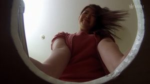 ミニスカでスタイル抜群の若妻さんにディルドオナニーのモニターをお願いしてみると…ヤリたい盛りの若妻さんは快楽堕ち！他人棒の激ピスで絶頂中出しイキ性交！ ｜h_1724m894g00003