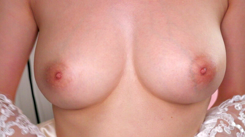 明日には人妻になる結婚前夜の元ヤリマンを緊急突撃！！チ〇ポの扱いが上手なエロテク花嫁が、男遊びを繰り返していた頃を思い出し何度もビクビク絶頂…祝福ムードの裏側、ウェディングドレスで行われた生ハメ浮気SEXを完全収録 ｜qsup00008