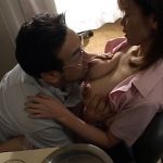 関東近県の駅前の小さな歯科医院のスケベな二人の看護師と先生の昭和官能ドラマ！ ｜h_1724p042g00002